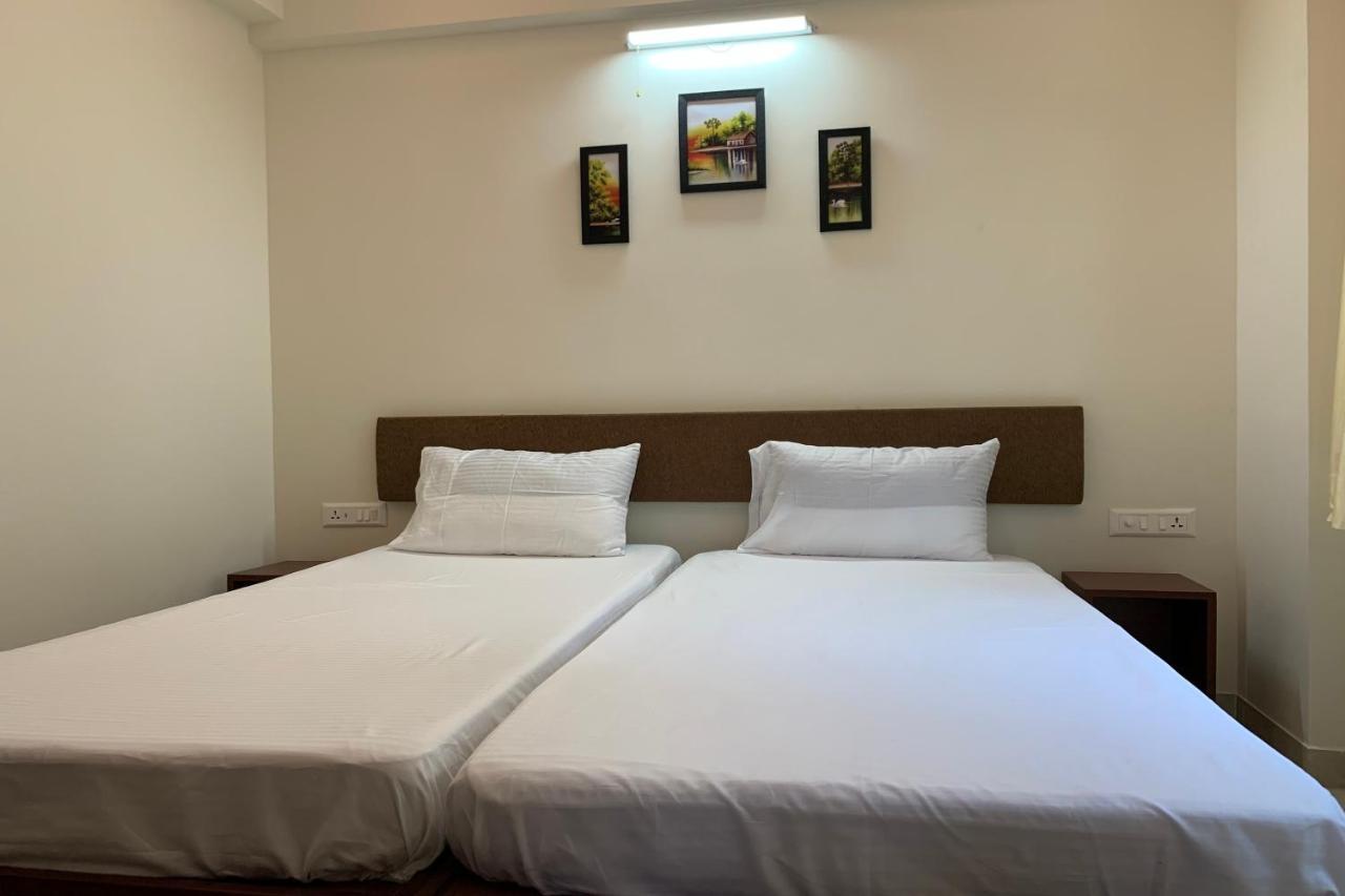 Vennela Hotel Apartments Bengaluru Zewnętrze zdjęcie